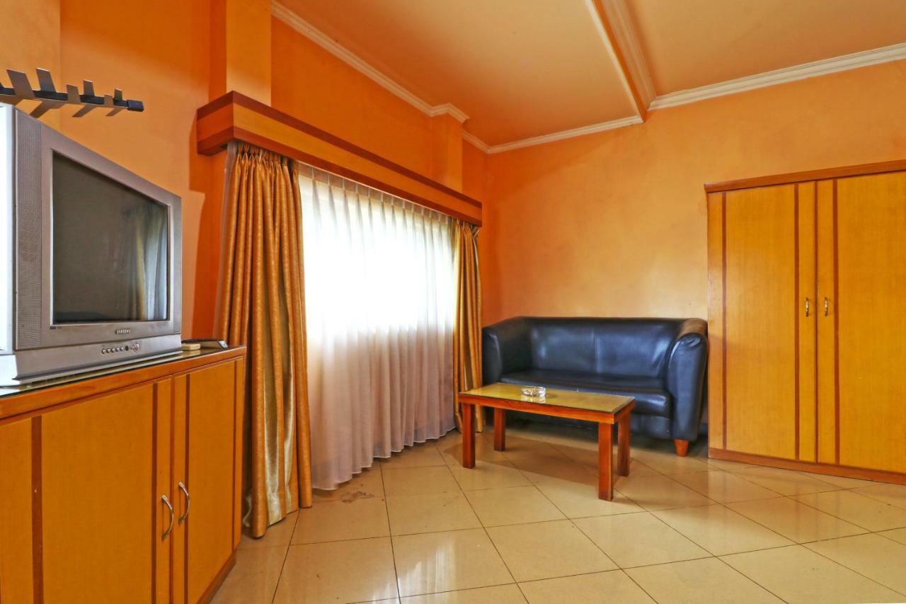 Wisma tamu Arlya Bandung